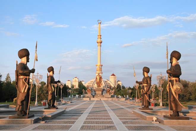 Monumento a la independencia de Turkmenistan